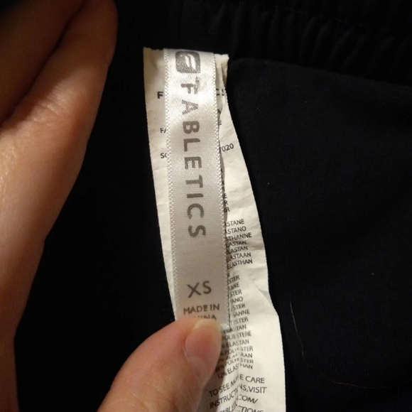 Fabletics Shorts - Picture 6 of 6